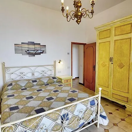 Casa vacanze Sleeps 4 Air Con Wifi Praiano